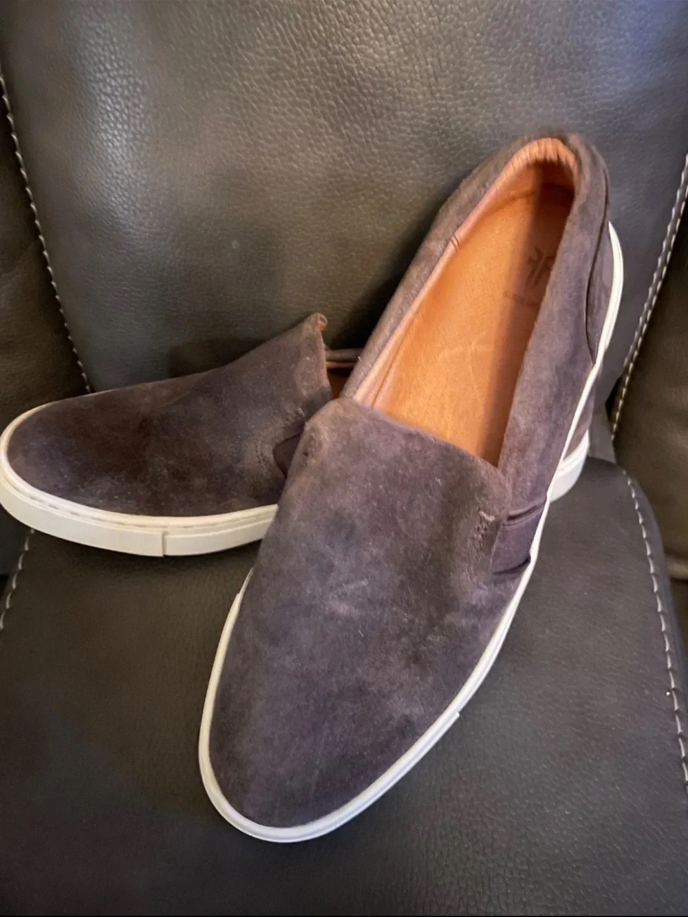 FRYE Women Ivy Slip on Sneakers - Grigio  Soft Grey Suede Size 7